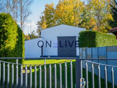 Prodej garáže, Nová Ves, 136 m2