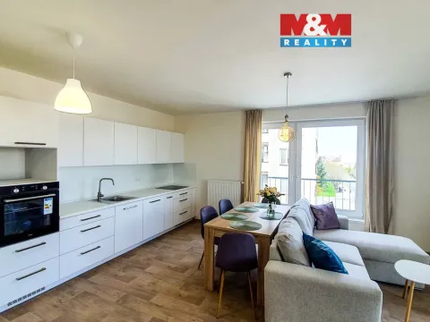 Pronájem bytu 2+kk, Pardubice - Zelené Předměstí, Na Spravedlnosti, 66 m2