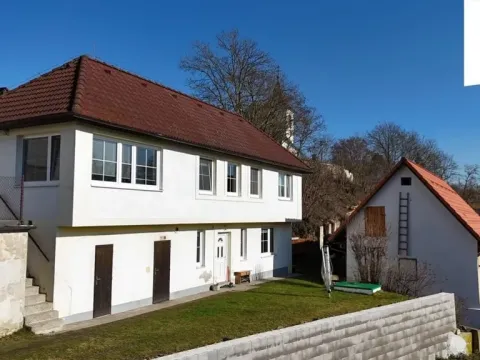 Prodej rodinného domu, Žákava, 200 m2