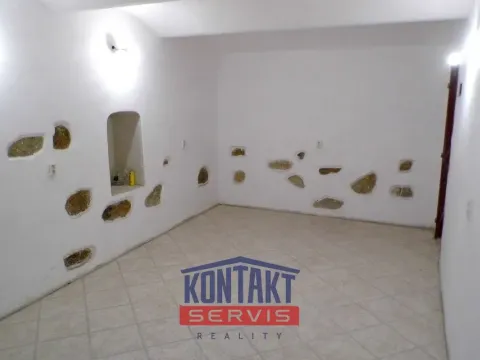 Pronájem obchodního prostoru, České Budějovice, Fráni Šrámka, 81 m2