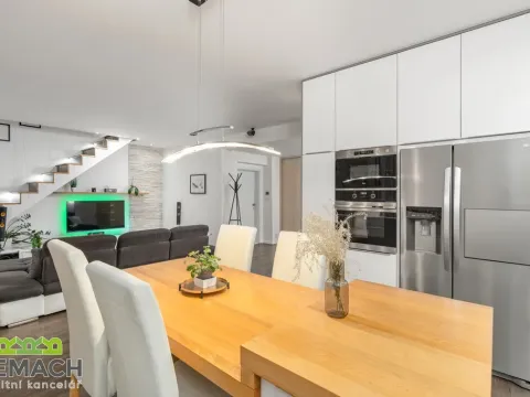 Pronájem bytu 4+kk, Uherské Hradiště, Dvořákova, 126 m2