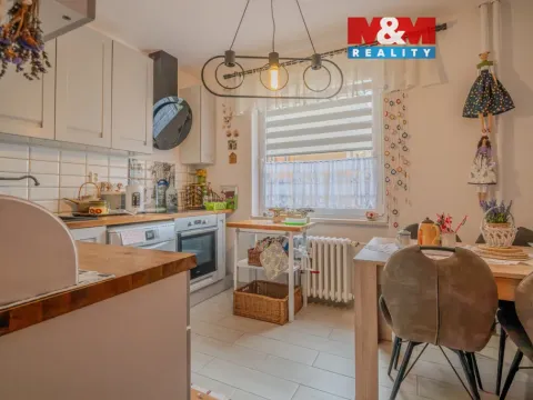 Prodej bytu 3+1, Orlová - Lutyně, Okružní, 80 m2