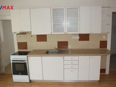 Pronájem bytu 1+1, Strakonice - Strakonice II, Komenského, 52 m2