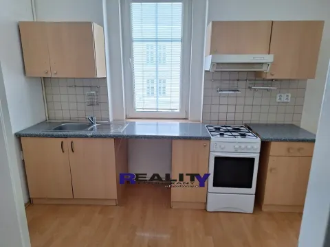 Pronájem bytu 1+1, Žatec, Masarykova, 45 m2