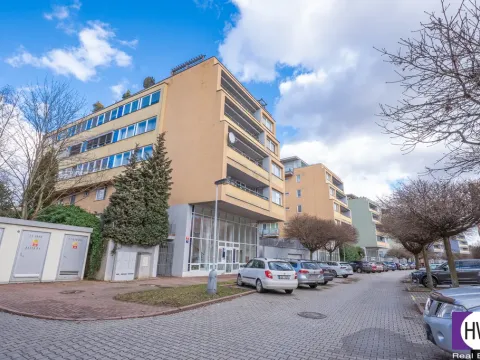 Prodej bytu 1+kk, Praha, Vřesová, 33 m2