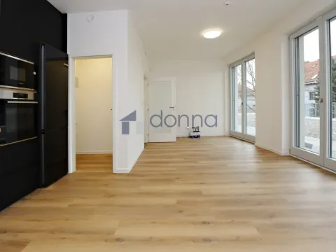 Pronájem bytu 3+kk, Praha, Bělohorská, 87 m2