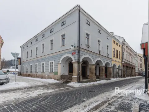 Prodej bytu 1+1, Hostinné, Dolní brána, 28 m2
