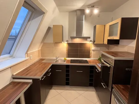 Pronájem bytu 2+1, Prostějov, Žeranovská, 68 m2