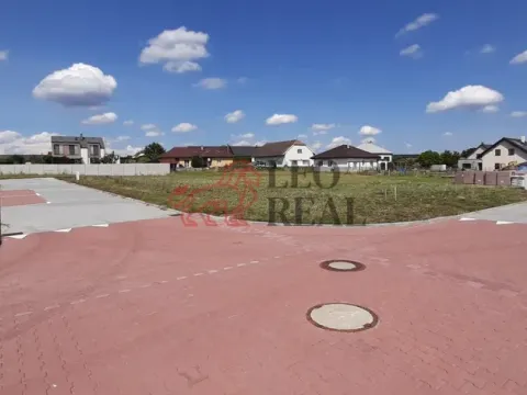 Prodej pozemku pro bydlení, Býšť, 829 m2
