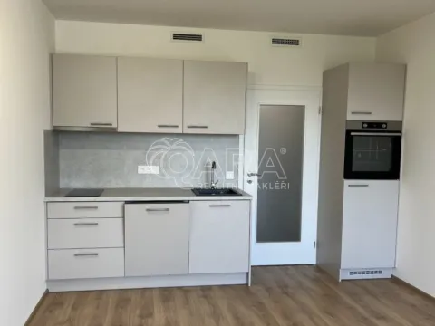Pronájem bytu 1+kk, Praha, Ďáblická, 28 m2
