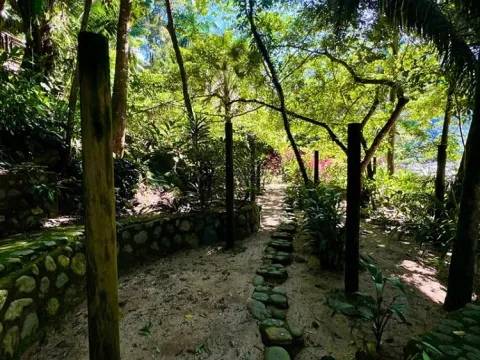 Prodej rodinného domu, La Ceiba, Honduras, 4080 m2