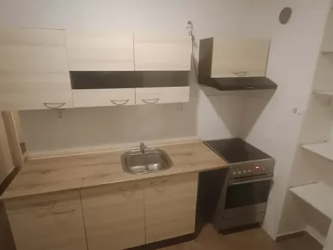 Pronájem bytu 2+1, Rokycany, Raisova, 60 m2