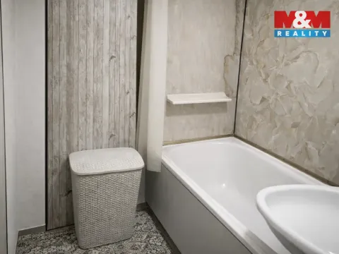 Pronájem bytu 1+1, Jirkov, Generála Svobody, 47 m2