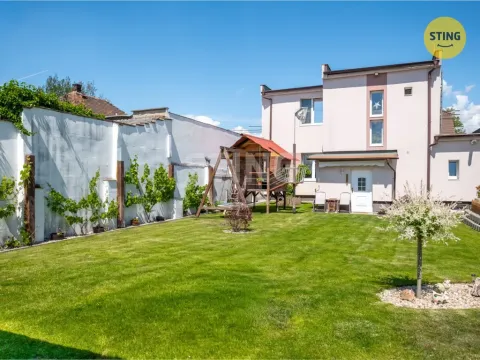 Prodej rodinného domu, Neratovice, V Pískách, 240 m2