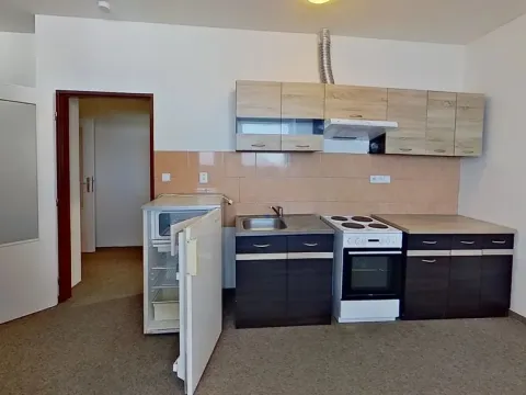 Pronájem bytu 1+kk, Třebíč, Mrštíkova, 31 m2