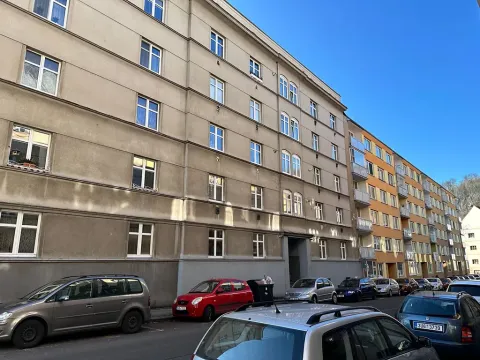 Pronájem bytu 2+kk, Děčín, Nerudova, 43 m2