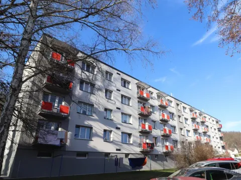Prodej bytu 3+1, Děčín - Děčín II-Nové Město, Kamenická, 64 m2