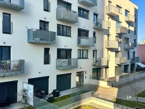 Pronájem bytu 2+kk, Praha - Strašnice, Štěchovická, 50 m2