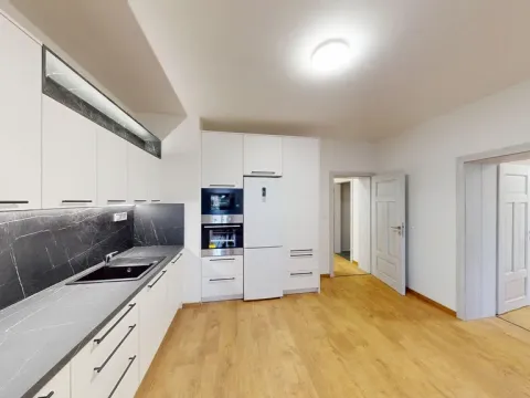 Pronájem bytu 2+kk, Praha - Břevnov, Na Petynce, 50 m2