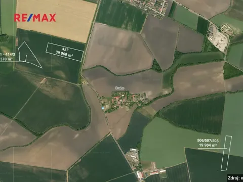 Prodej pole, Chleby, 87342 m2