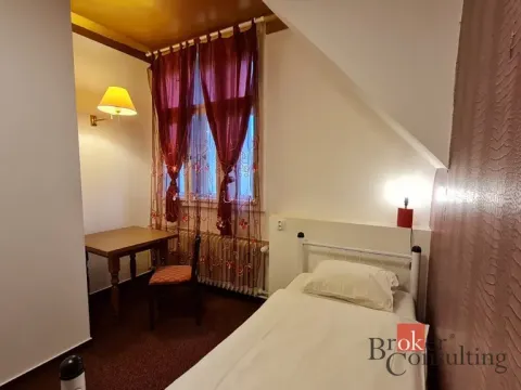 Pronájem pokoje, Praha - Bubeneč, Pod kaštany, 12 m2