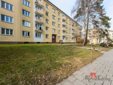 Prodej bytu 3+1, Olomouc - Neředín, Karafiátová, 73 m2