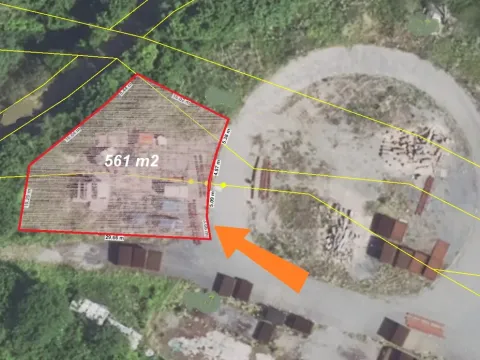 Pronájem komerčního pozemku, Zákolany, 561 m2