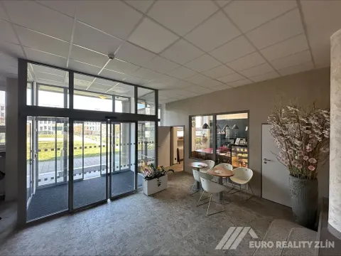 Pronájem restaurace, Zlín, třída Tomáše Bati, 18 m2