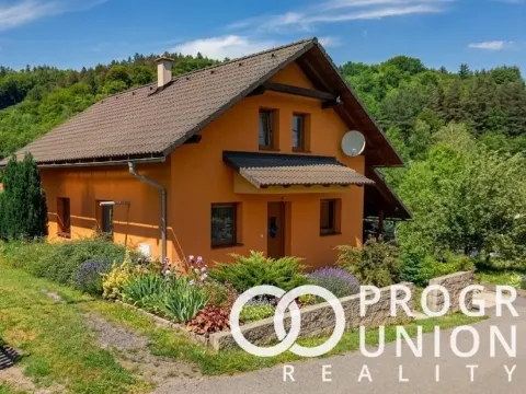 Prodej rodinného domu, Valašská Polanka, 350 m2