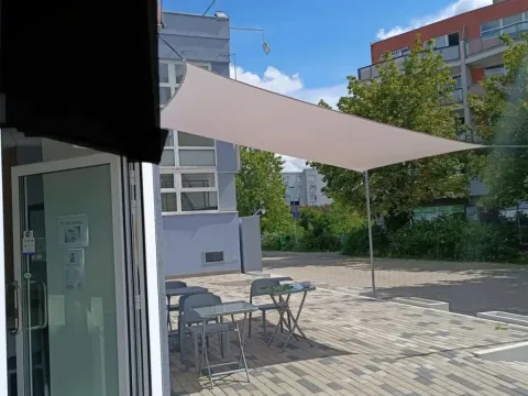 Pronájem restaurace, Praha - Černý Most, 55 m2