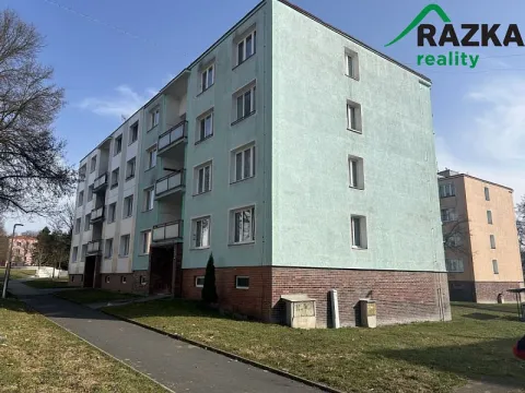 Pronájem bytu 3+1, Planá, 60 m2