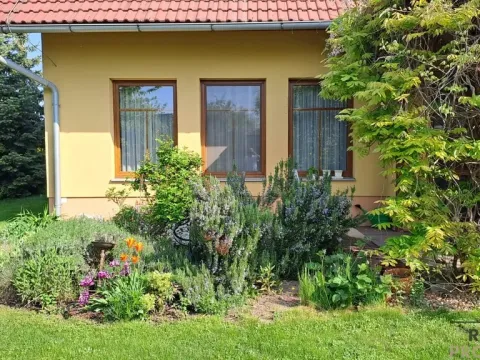 Prodej ubytování, Jesenice, Vestecká, 395 m2