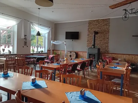 Pronájem restaurace, Holešov, 96 m2