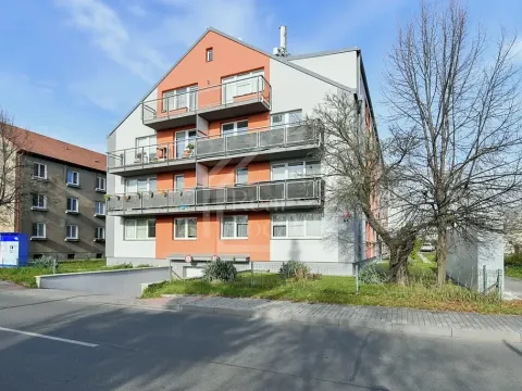 Pronájem bytu 1+kk, Praha - Prosek, Na vyhlídce, 37 m2