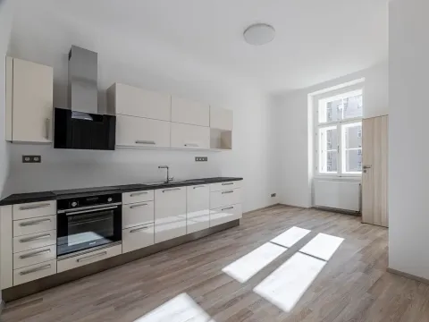 Pronájem bytu 3+kk, Praha - Holešovice, Šimáčkova, 73 m2