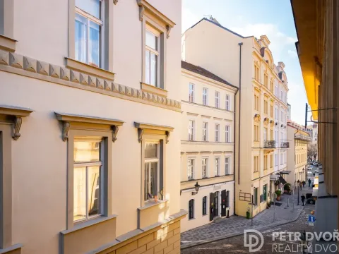 Prodej bytu 3+kk, Praha - Staré Město, Dlouhá, 51 m2
