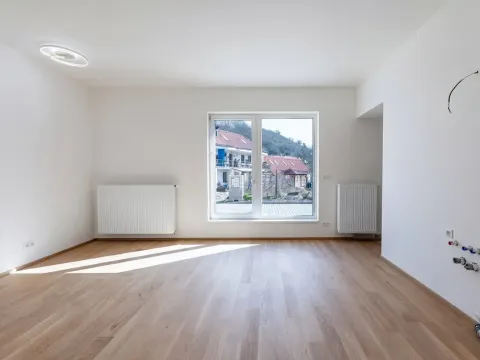 Prodej bytu 1+kk, Praha - Lysolaje, Lysolajské údolí, 43 m2
