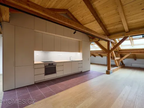 Pronájem bytu 1+kk, Praha - Nové Město, Podskalská, 97 m2