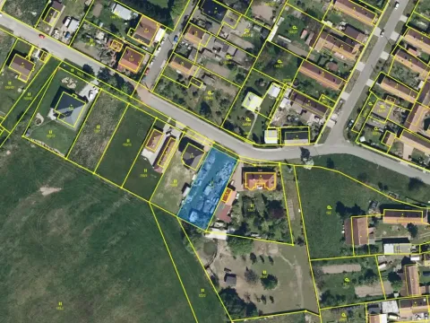 Dražba louky, Újezd u Přelouče, 1006 m2