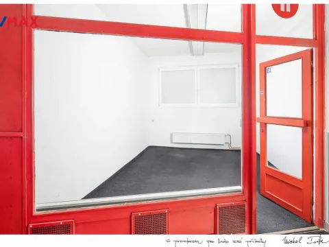 Pronájem obchodního prostoru, Zlín, třída Tomáše Bati, 14 m2