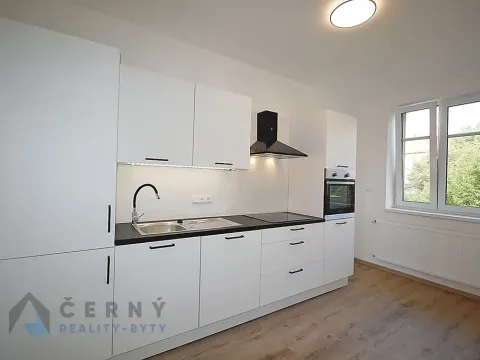 Pronájem bytu 3+1, Liberec, Husova, 83 m2