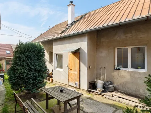 Prodej rodinného domu, Uhy, 98 m2