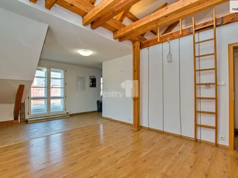 Pronájem bytu 2+kk, Liberec - Liberec III-Jeřáb, Barvířská, 65 m2