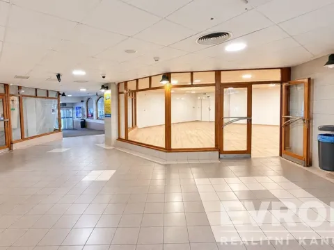 Pronájem obchodního prostoru, Vrchlabí, Krkonošská, 132 m2