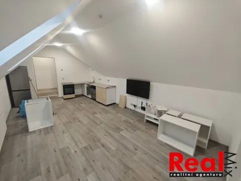 Pronájem bytu 4+kk, Krumvíř, 97 m2