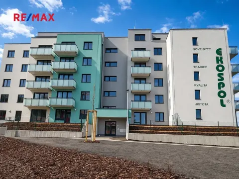 Pronájem bytu 2+kk, Praha - Strašnice, Strančická, 48 m2