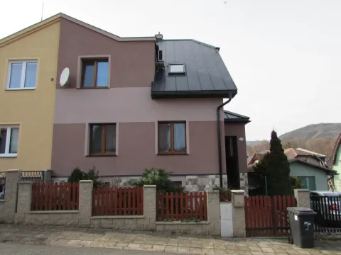 Prodej rodinného domu, Klášterec nad Ohří, Ruská, 220 m2