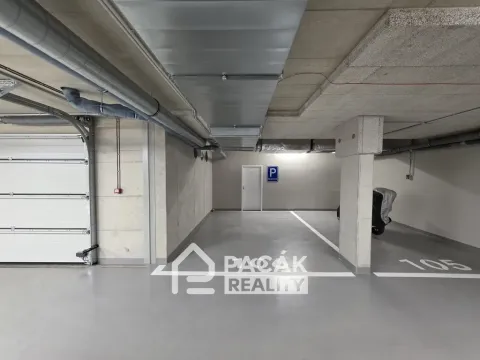 Pronájem garáže, Olomouc, Milana Ticháka, 30 m2
