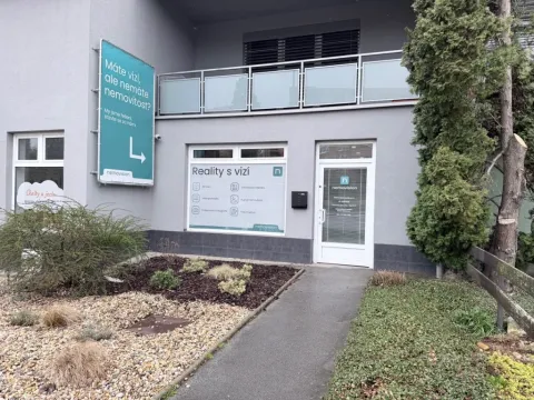 Pronájem kanceláře, Brno - Řečkovice, Vážného, 71 m2