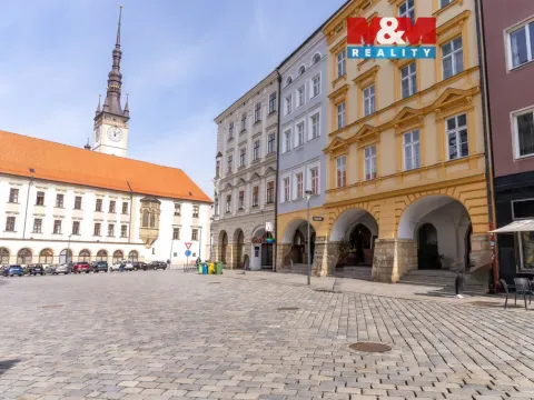 Prodej bytu 2+kk, Olomouc, Dolní náměstí, 51 m2